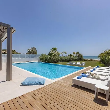 Jojo Seafront Ayia Napa