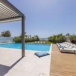 Villa Jojo Seafront