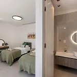 Jojo Seafront Villa Ajía Nápa