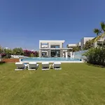 Villa Jojo Seafront *