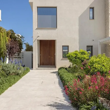 Jojo Seafront Villa Ayia Napa