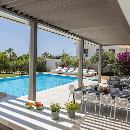 Villa Jojo Seafront Ayia Napa