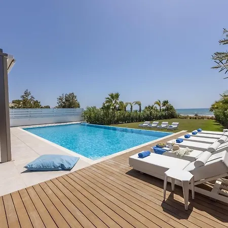 Jojo Seafront Ayia Napa