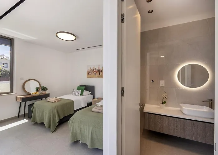 Jojo Seafront ヴィラ アヤナパ