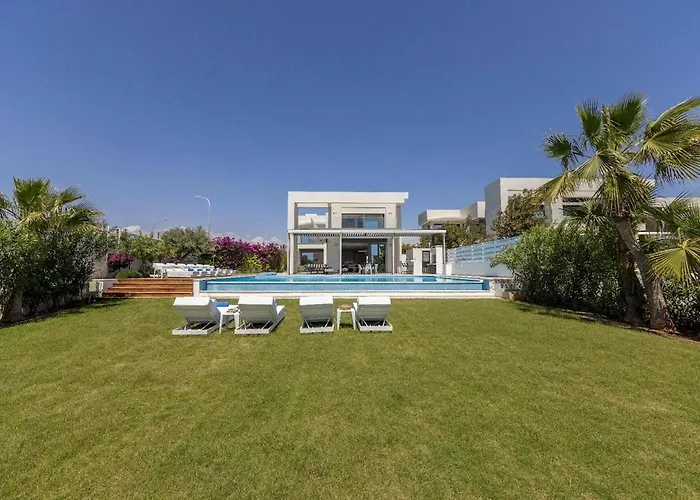 Villa Jojo Seafront *