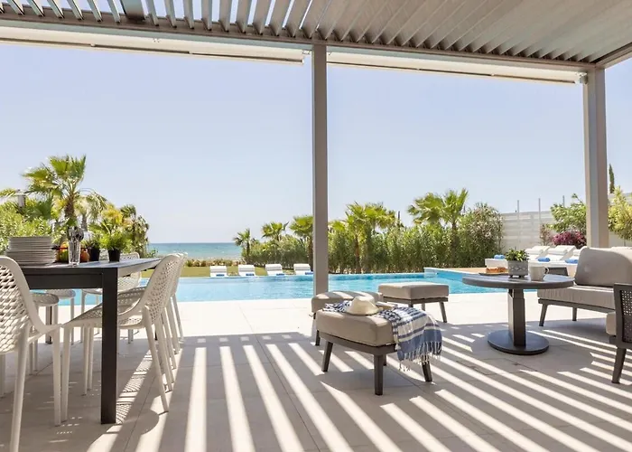 Вилла Jojo Seafront